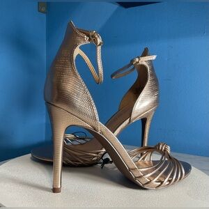 NWOT Who what wear Women's heeled sandals 7.5